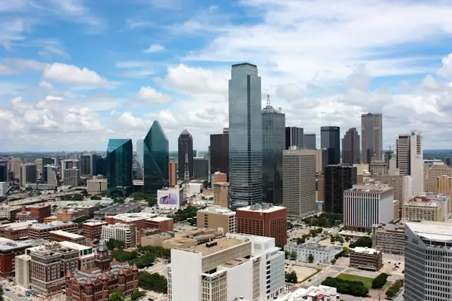 Search an apartment for rent in Dallas